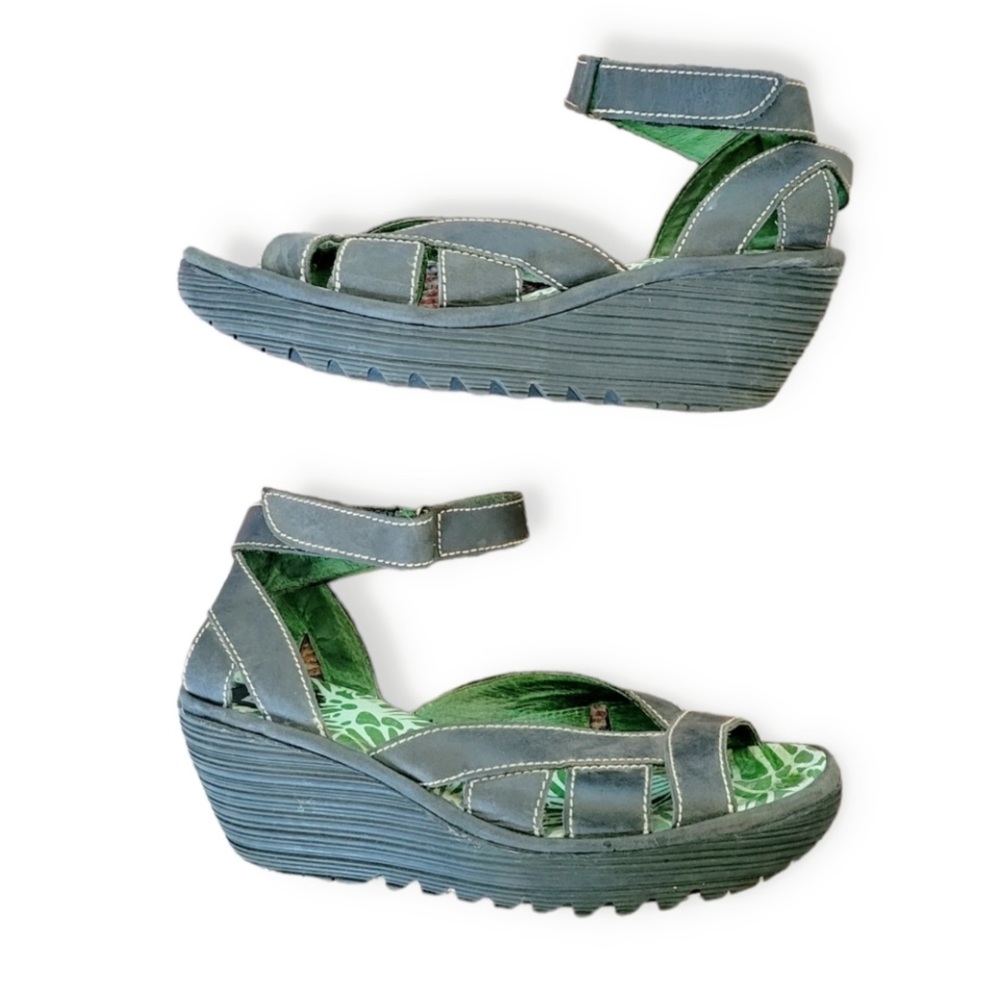 FLY LONDON Yisa Gray Strappy Wedge Sandal - 41/10 - Picture 10 of 12
